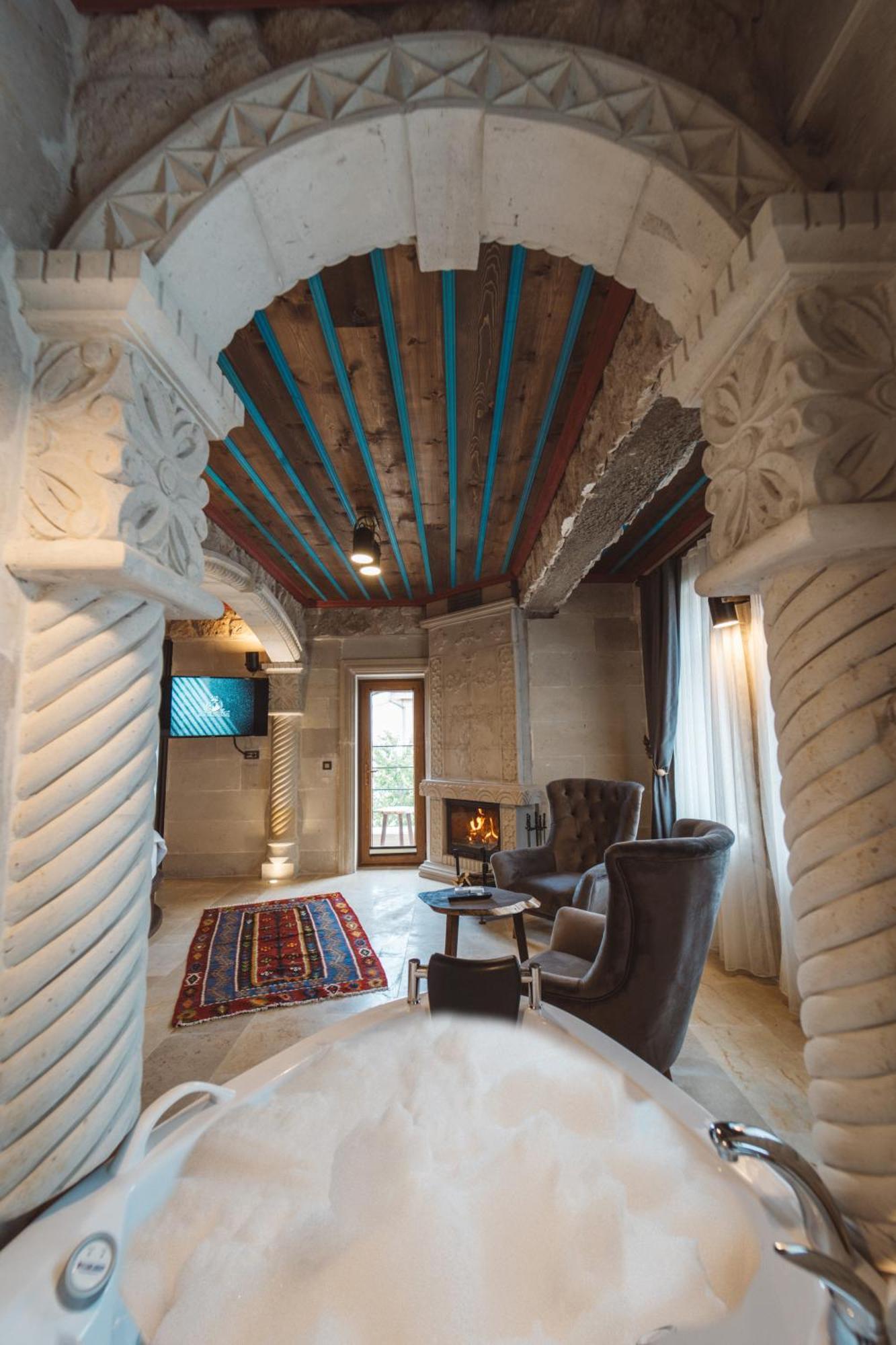 Leda Stone House Hotel Невшехир Екстериор снимка